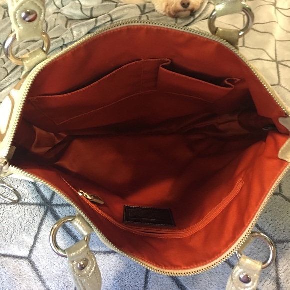 Coach handbag!  (PRICE DROP) - Picture 4 of 5